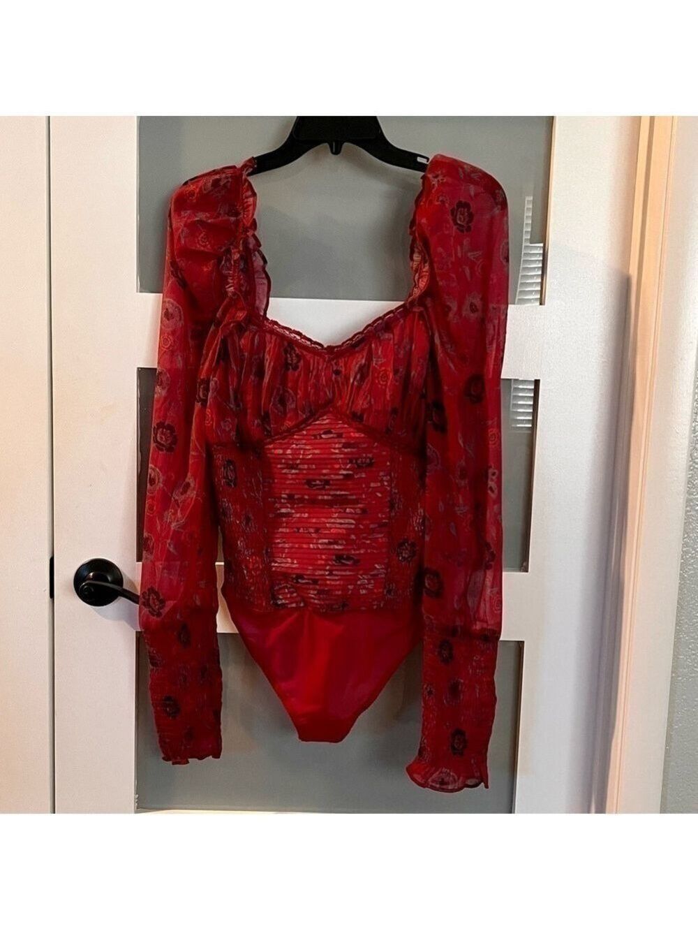 FREE PEOPLE Intimately red floral bodysuit. Size M